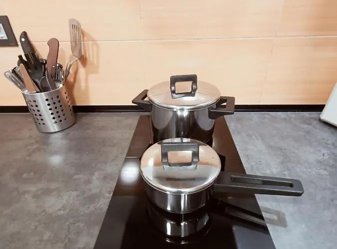 莫利诺清新酒店 *